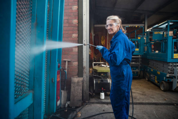 Best Concrete Pressure Washing  in Manorville, NY