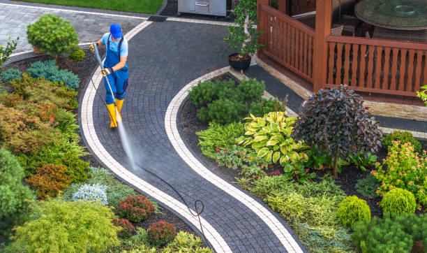 Best Garage Pressure Washing  in Manorville, NY